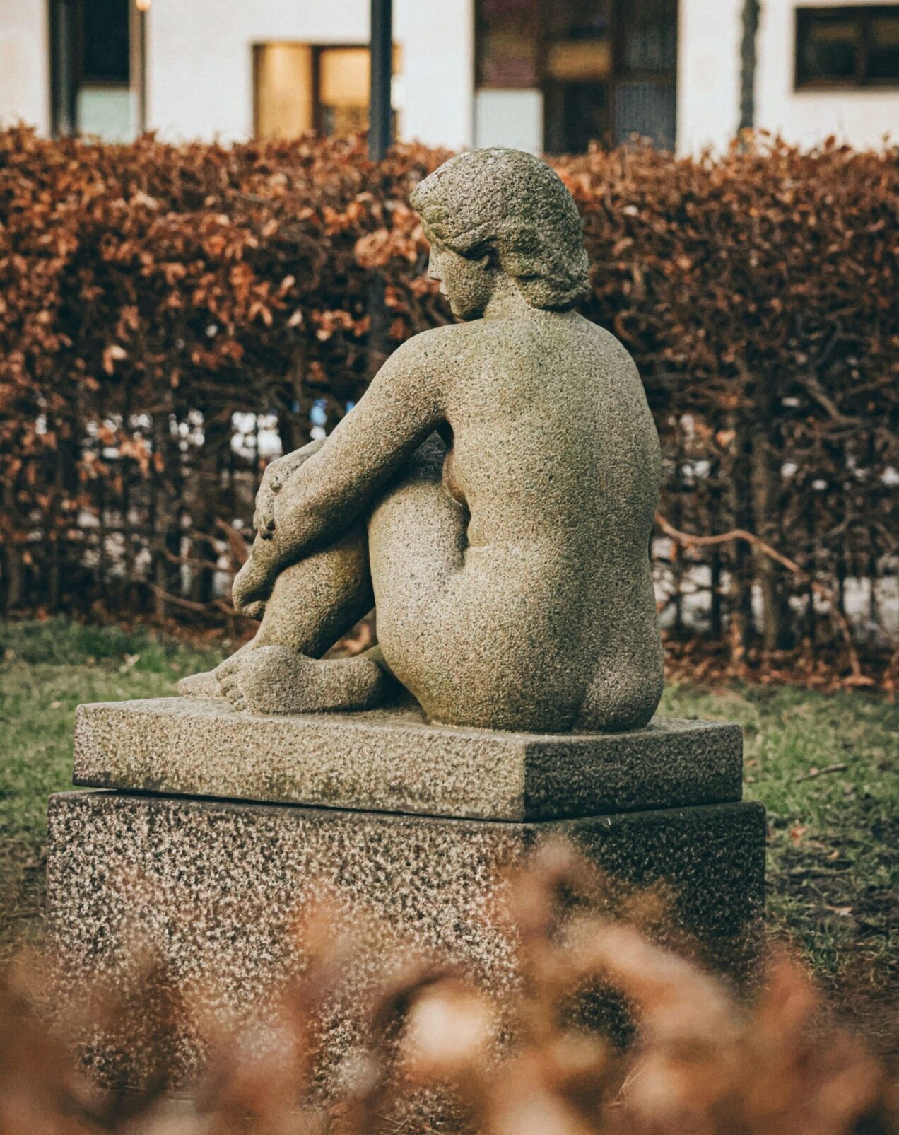 woman body statue