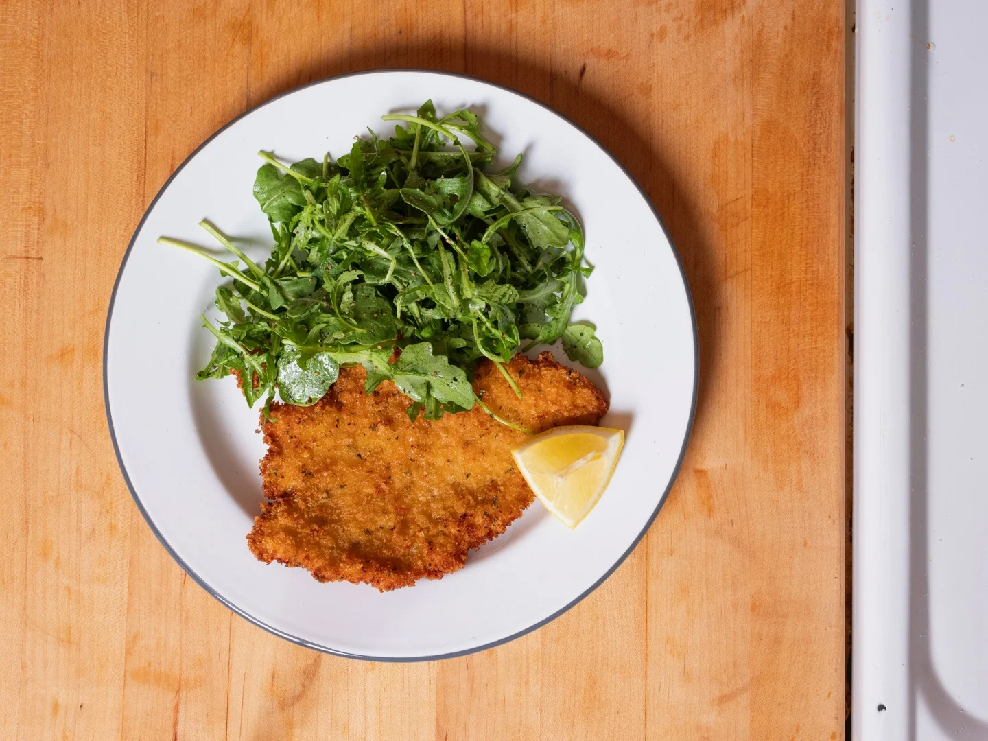 Crispy Chicken Cutlets With Arugula Salad