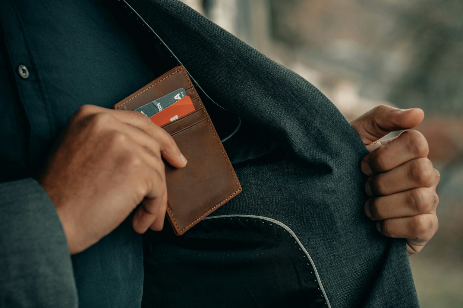 13 best gifts for dads men 2025
