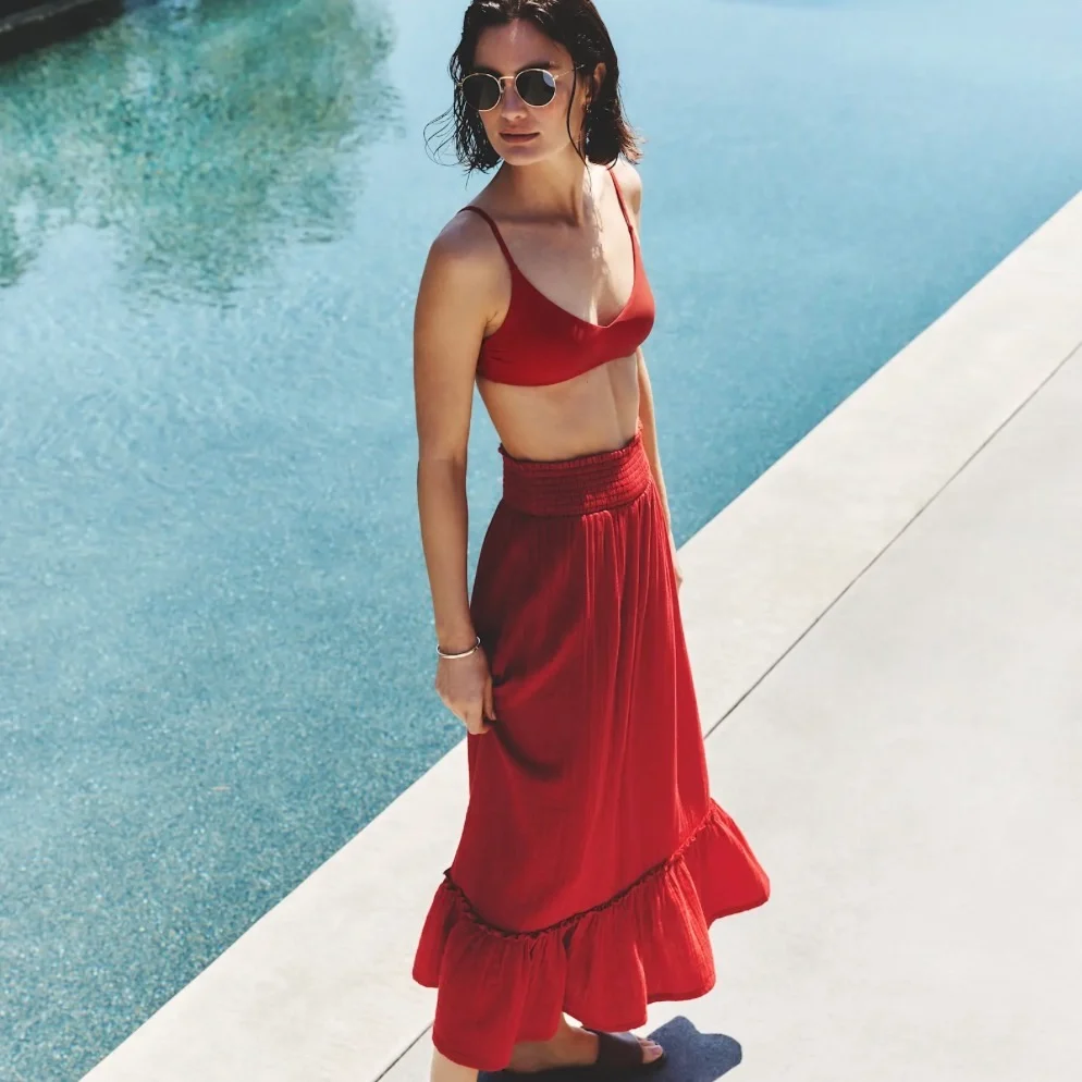 Red travel skirt