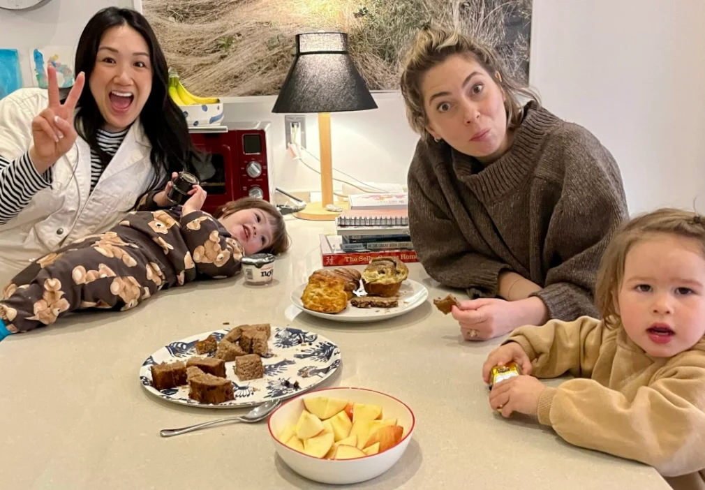 How to Take Better Photos of Moms (Listen Up, Dads)