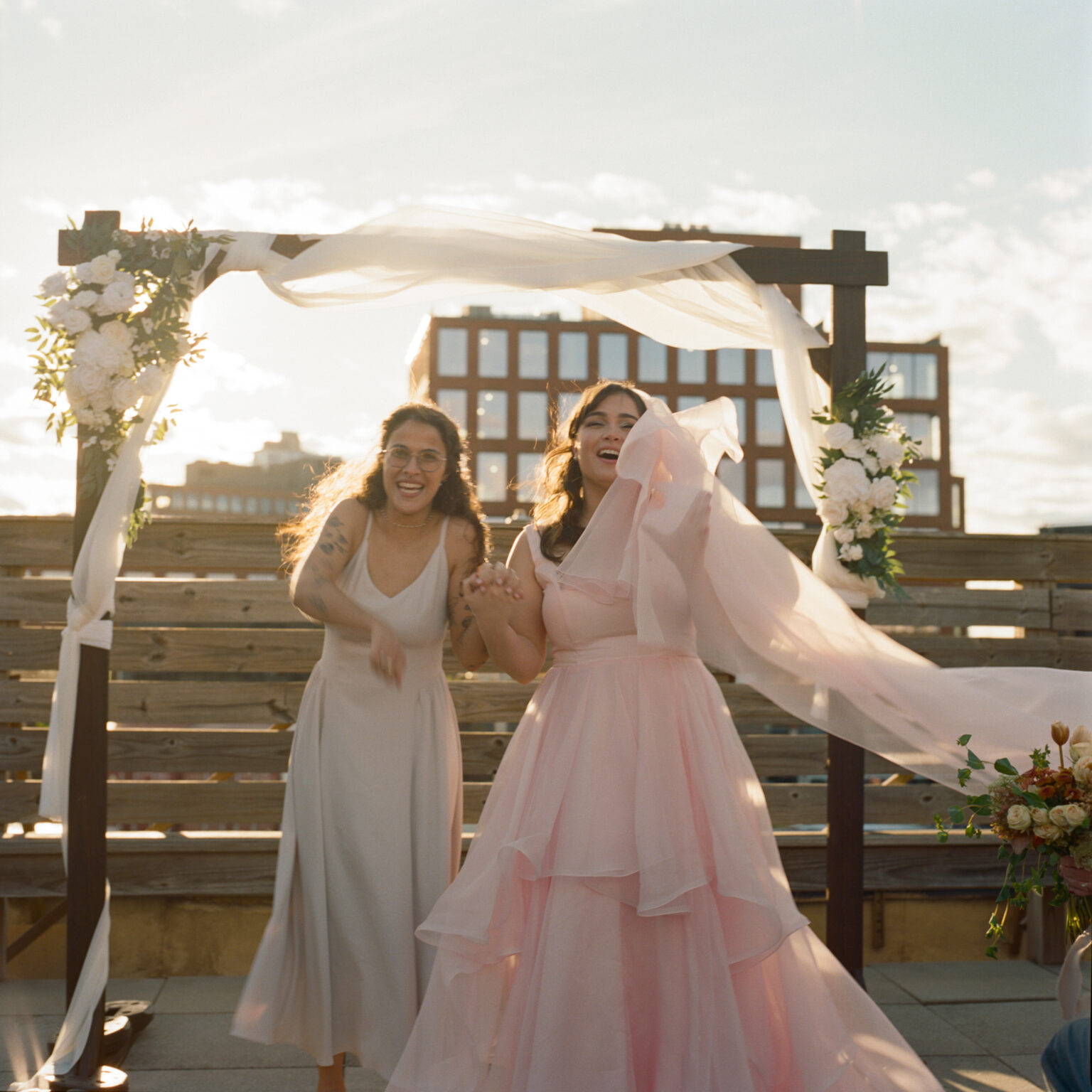 How Great Are These Wedding Photos?!